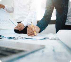 Symbolbild für Philosophie & Haltung von text-klar: klare Verhältnisse, pragmatische Unterstützung, Strukturgeber und Verantwortungsträger, keine Kanzlei, kein Karriere-Coach